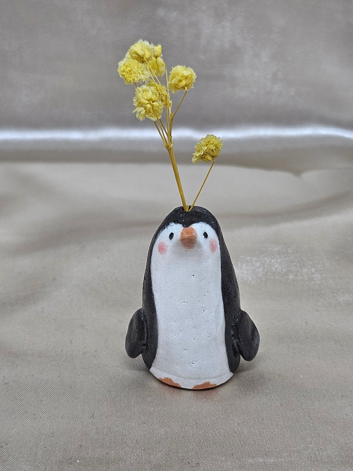 Penguin Mini Vase Desk Buddies