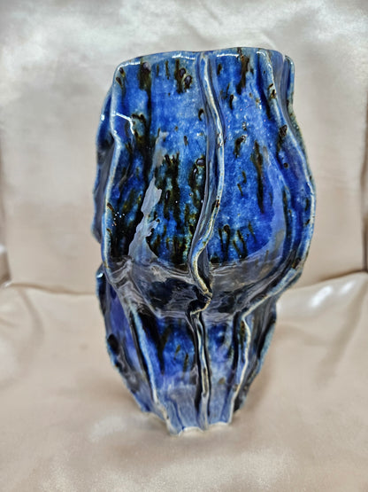Wavy Frilled Vase