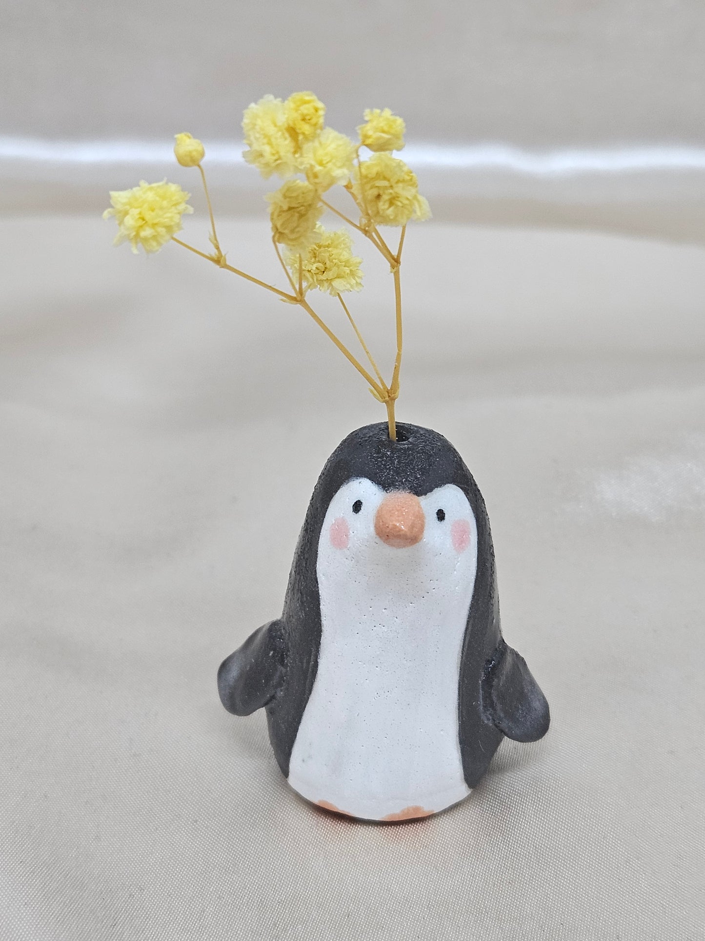 Penguin Mini Vase Desk Buddies